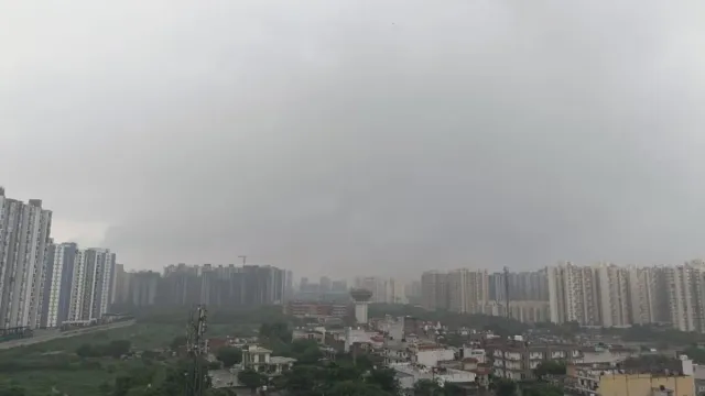 delhi-rain-city-to-see-moderate-showers-today-yellow-alert-issued-from-august-1416-know-rain-forecast-for-these-states